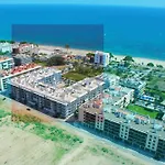 Litoral Costa Dorada - Augusta B Only Families Appartement