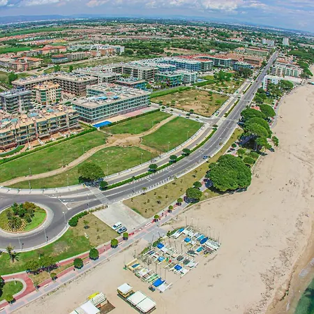 Litoral Costa Dorada - Augusta B Only Families Apartment Cambrils