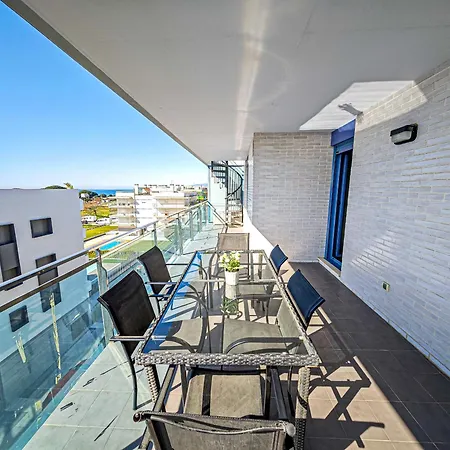 Litoral Costa Dorada - Augusta B Only Families *